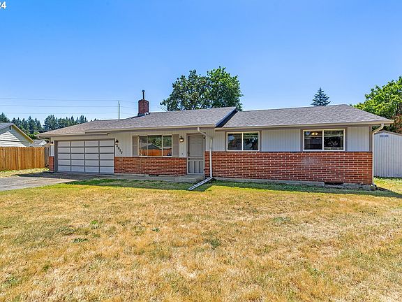 2nd image of 15317 NE 31st St