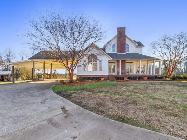 240 Lakeview Dr, Livingston, AL 35470