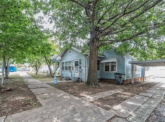 3rd image of 1022 E Lee Ave