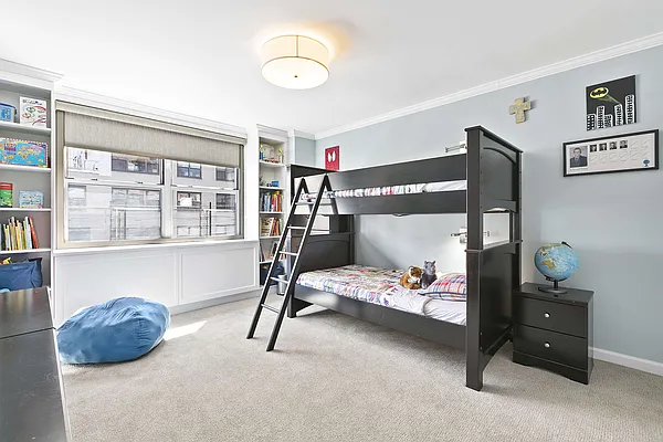 Sold by Compass | media 23