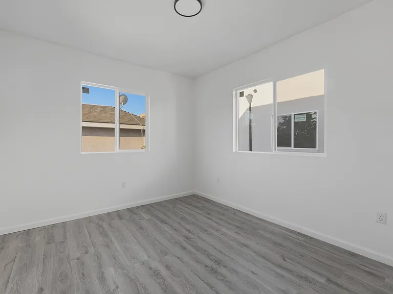 6507 Woodley Ave #3 — Photo 11