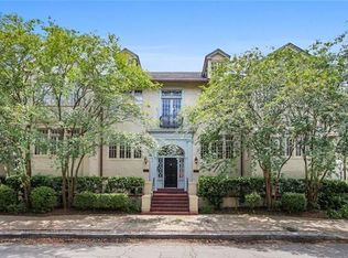 5820 Hurst St APT C, New Orleans, LA 70115