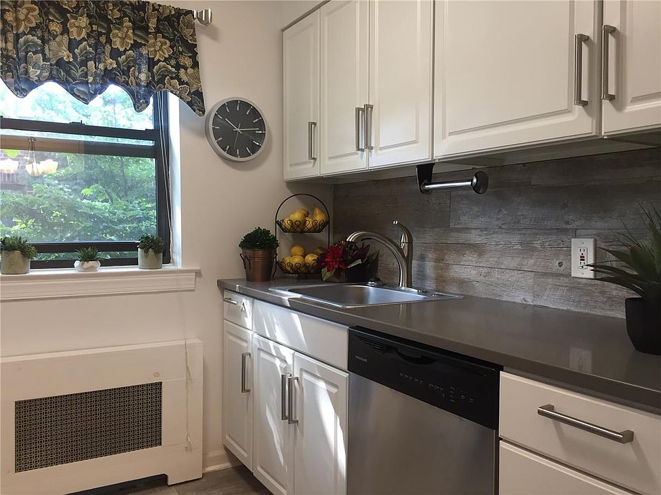 1st image of 149-57 22nd Ave #57U