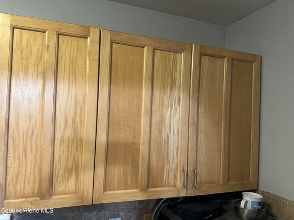 93 Deer Ln, Kellogg, ID 83837
