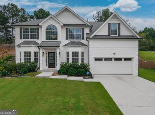 137 Farm Valley Dr, Canton, GA 30115
