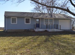 713 W Main St, Carbondale, KS 66414