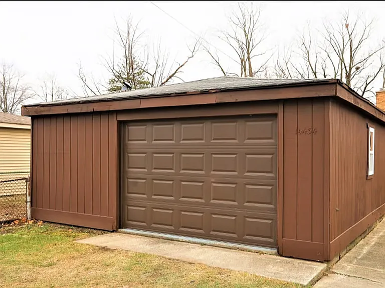 14434 Avalon Ave — Photo 22