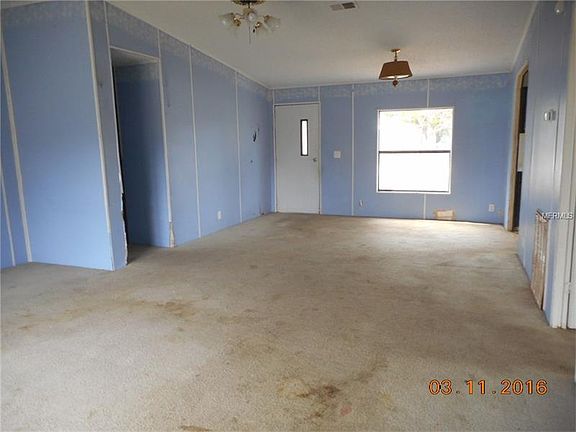 3rd image of 394 Highlands Way