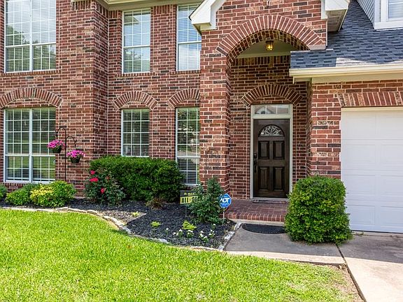2nd image of 10507 Erica Leigh Ct