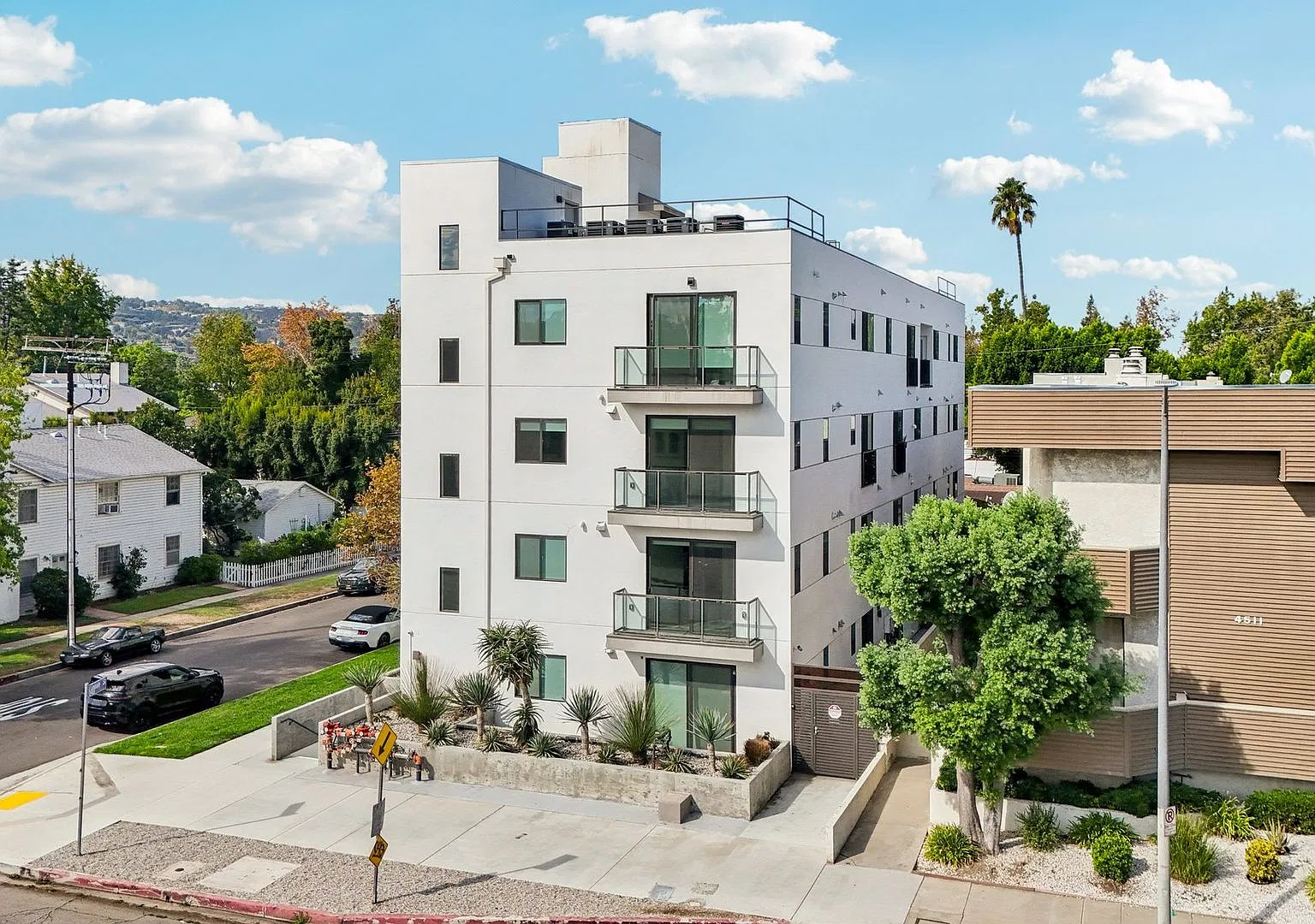 12905 Landale Street — Photo 3