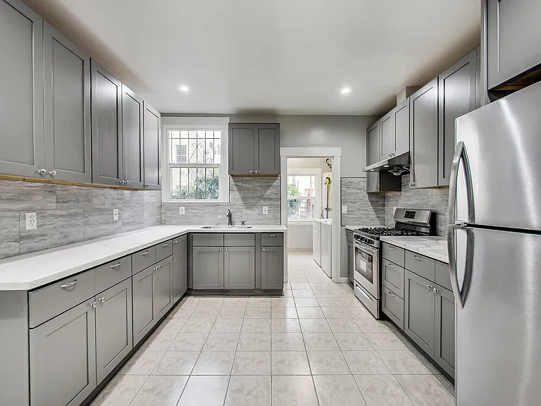 5134 3rd St #B — Photo 3