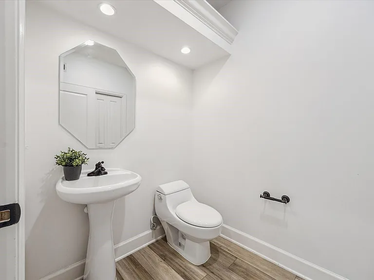 2203 Dorrington St #301 — Photo 7