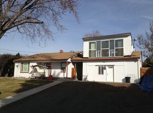 4807 Hillcrest Dr, Yakima, WA 98901
