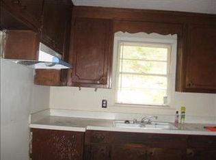 209 Leona Dr, Iva, SC 29655