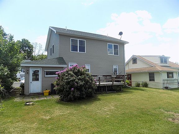 5th image of 111 Gilmore Ave