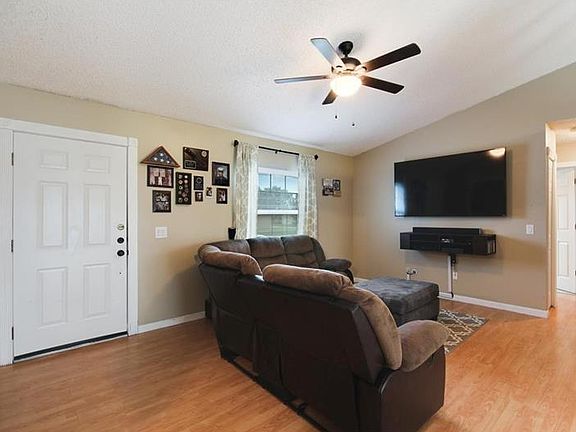 4th image of 2510 Juliet Dr