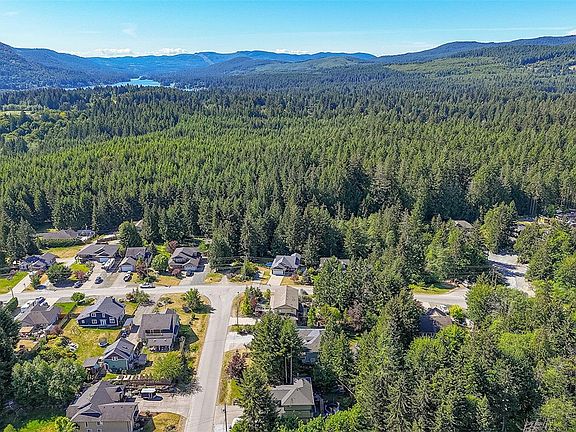 2nd image of 2252 Baron Rd