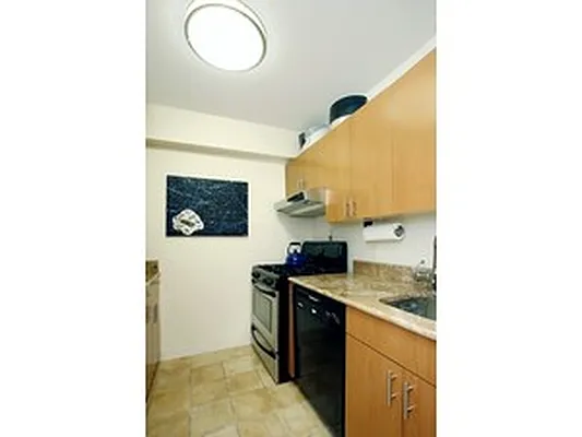 Sold by Corcoran | media 6