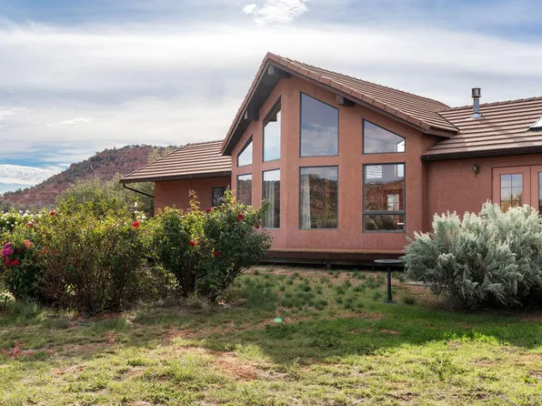 40 S 7440 E, Kanab, UT 84741