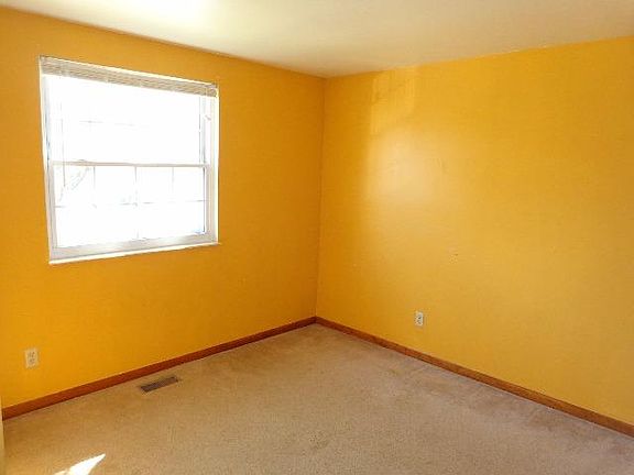 5th image of 3531 Charlotte Mill Dr