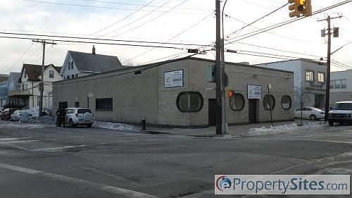 1st image of 9001 Rockaway Beach Blvd