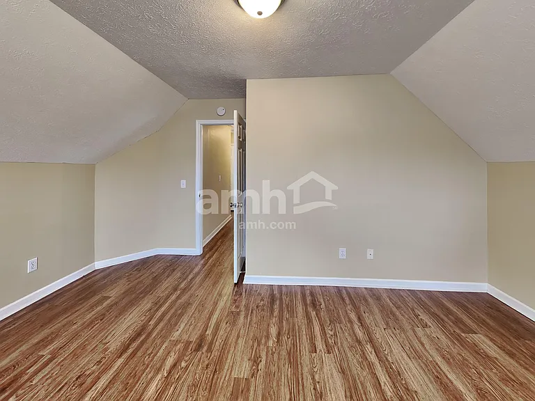 1617 E Blairmont Dr — Photo 14