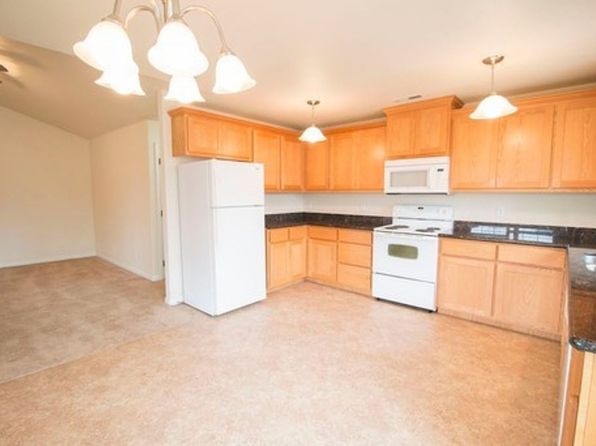 2525 Corona Ave #D, Medford, OR 97504