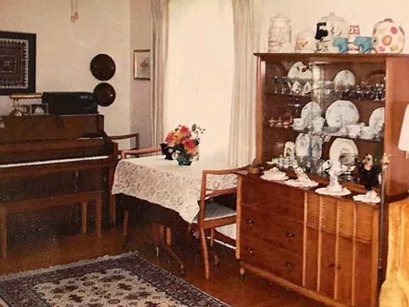 3rd image of 5332 N Oriole Ave