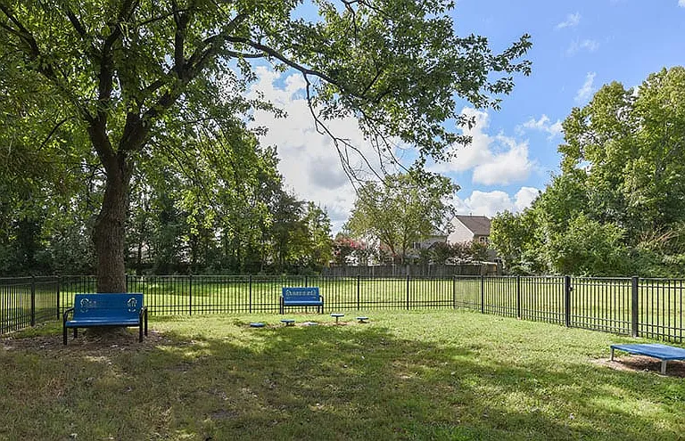 Sparrows Point Townhomes and Apartments — Photo 42
