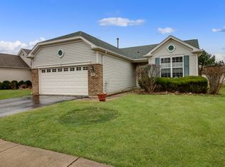 12881 Applewood Dr, Huntley, IL