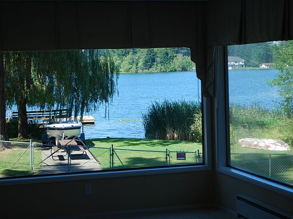 2nd image of 16715 Lakeside Dr S