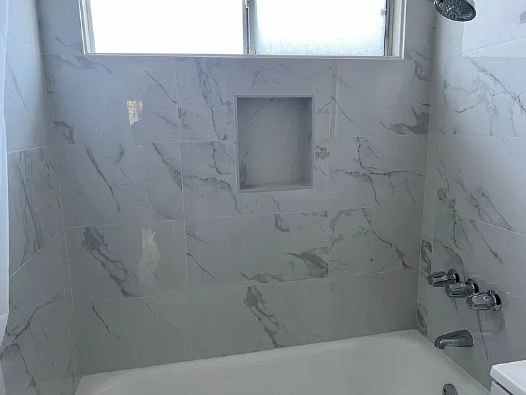 6211 Afton Pl #5 — Photo 9