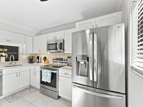 15234 Lakes Of Delray Blvd APT 250, Delray Beach, FL 33484