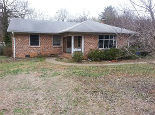 28 Fleetwood Dr, Greenville, SC 29605