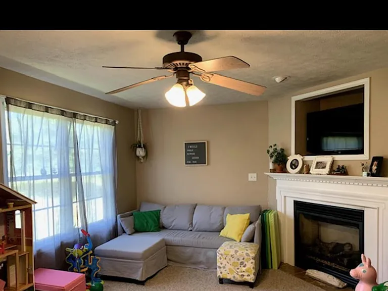 305 Meadow Beauty Ct — Photo 4