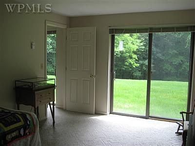 1st image of 9 Cotswold Dr