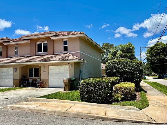 3rd image of 4901 Palm Garden Ln