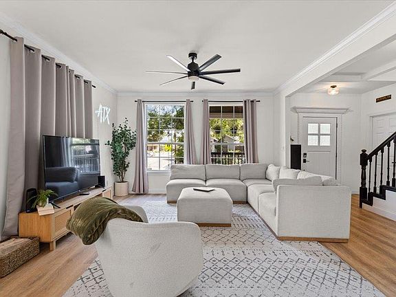4th image of 1201 S Garden St #A