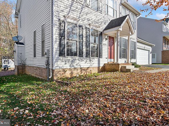 4th image of 9942 Stephanie Ln