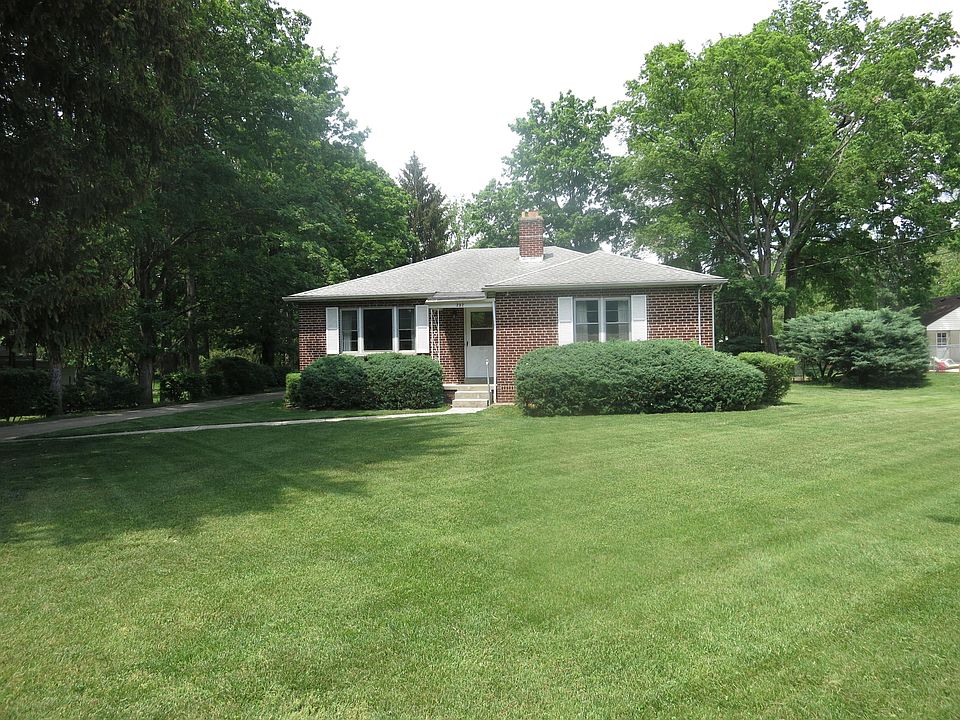 1st image of 252 Westview Ave