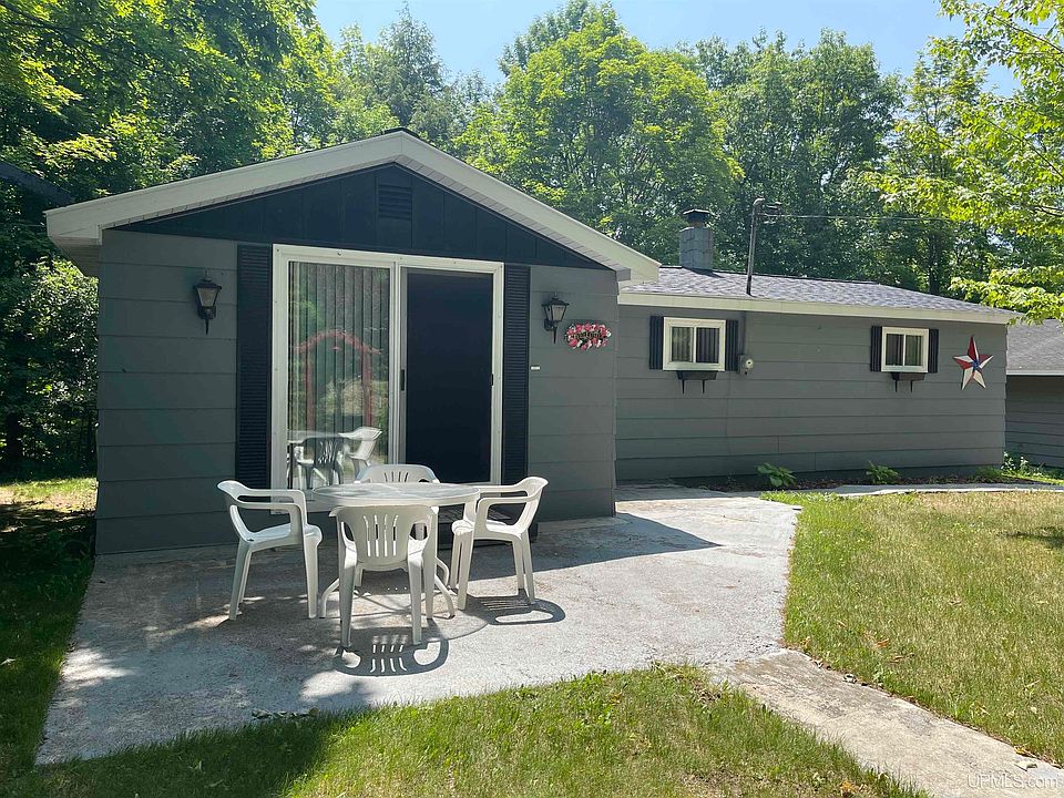 35489 M 28, Bergland, MI 49910 Zillow