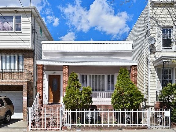 3rd image of 400 Union St