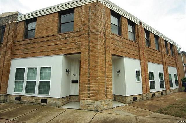 1st image of 900 Purdue Ave