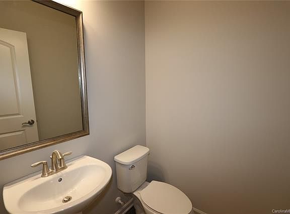 4th image of 9517 Ainslie Downs St #90