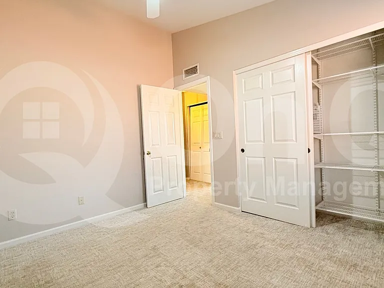 9405 E Presidio Rd — Photo 35