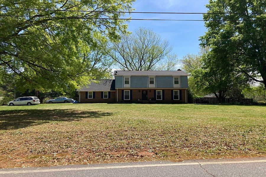 1st image of 328 Weatherstone Dr