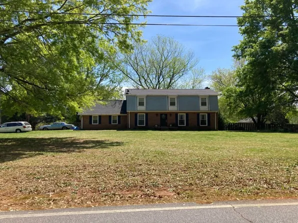328 Weatherstone Dr, Forest City, NC 28043