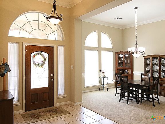 3rd image of 2308 Fox Glen Ln