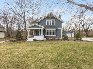 53444 Juniper Rd, South Bend, IN 46637