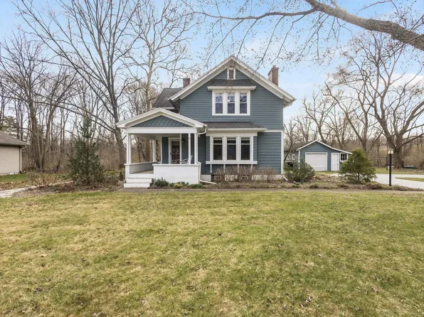 53444 Juniper Rd, South Bend, IN 46637